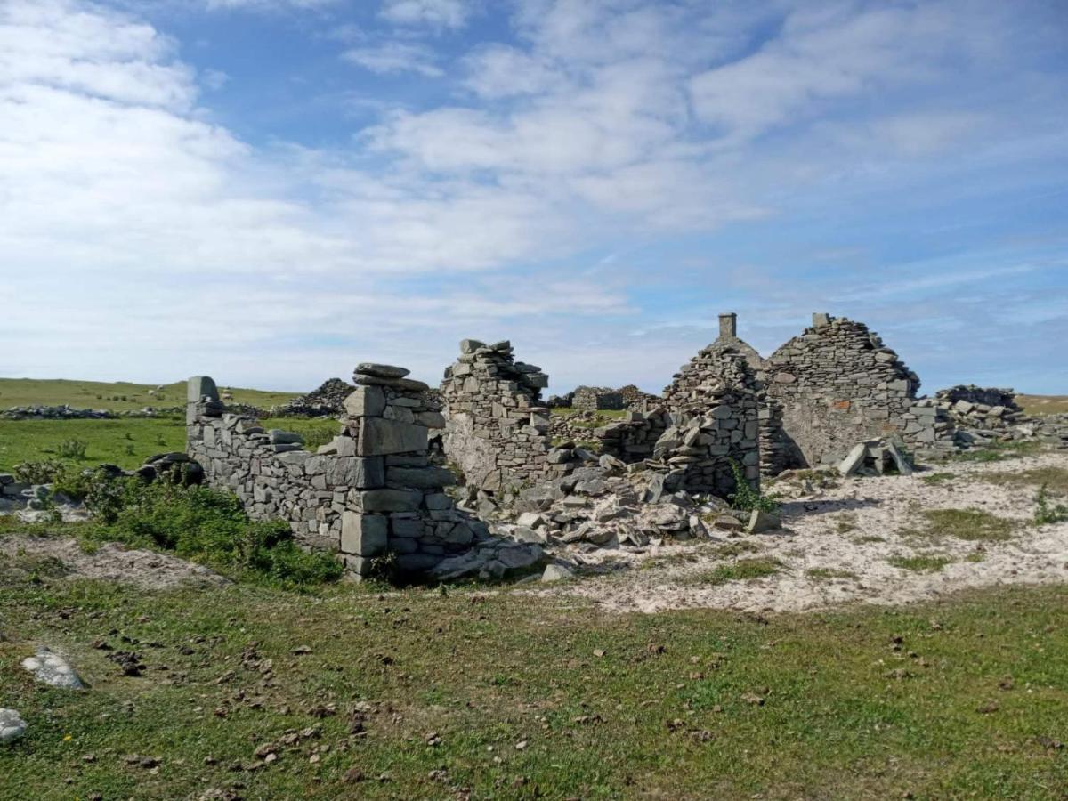 Bru Chlann Lir Bed & Breakfast Belmullet Bagian luar foto